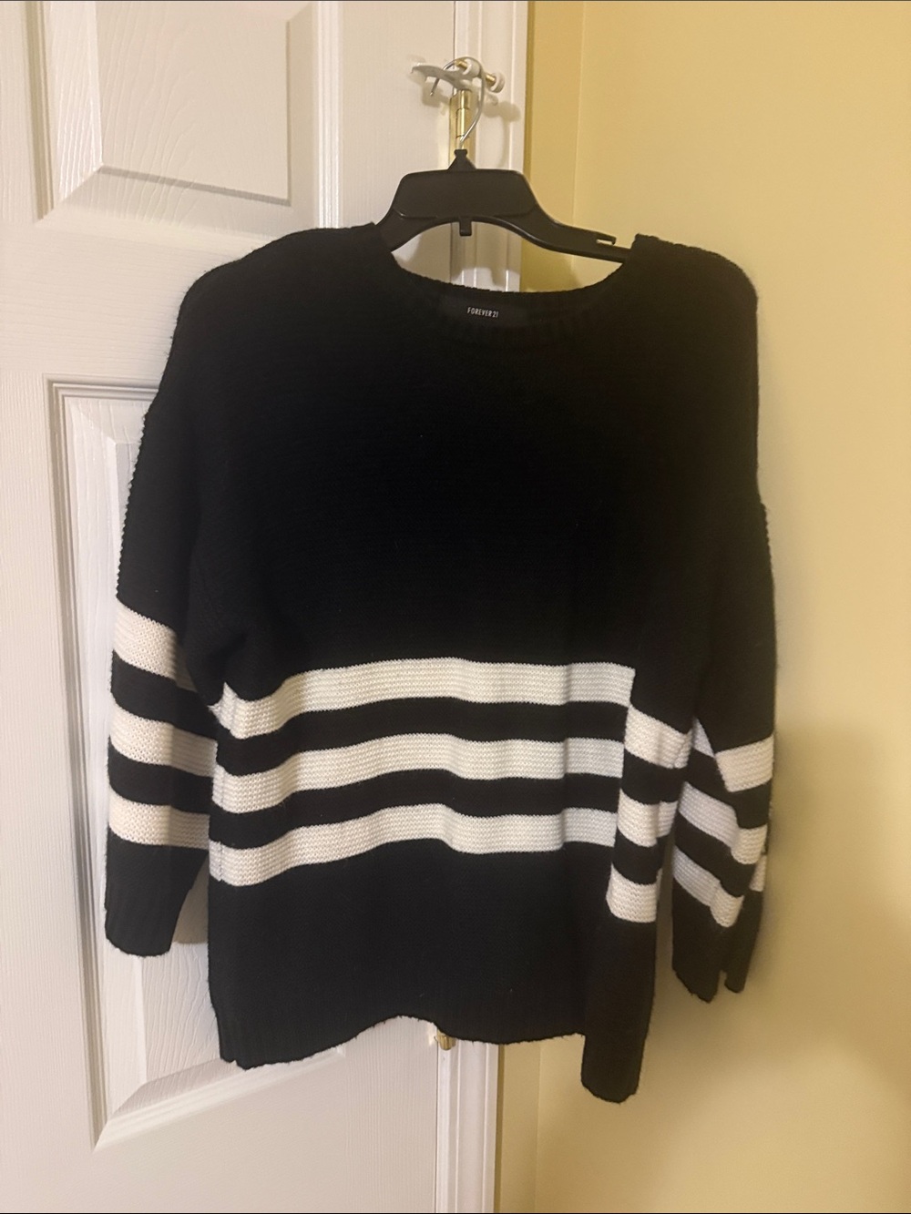 Forever 21 Black and White Striped Crewneck Sweater